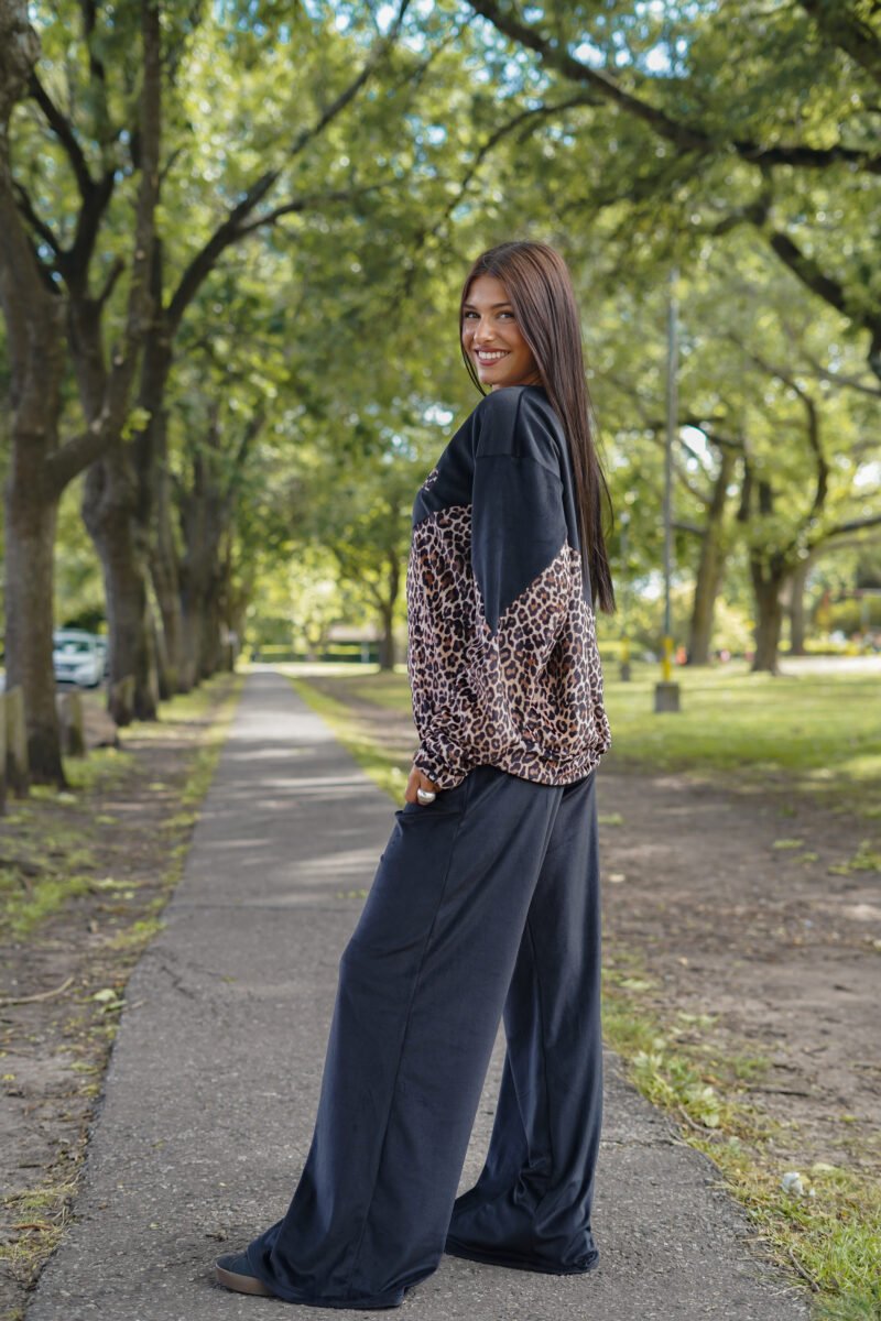 Pantalón palazzo de plush super ancho