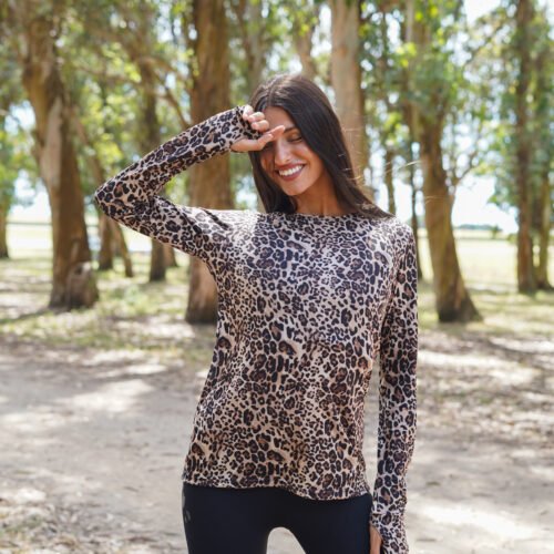 Remera de jersey estampado con puño