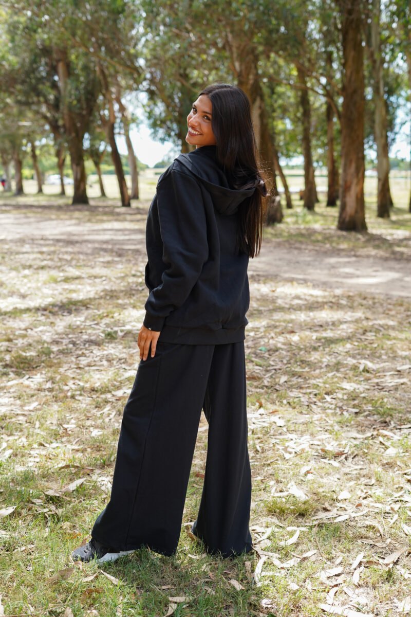 Campera clásica unisex en frisa - Image 2