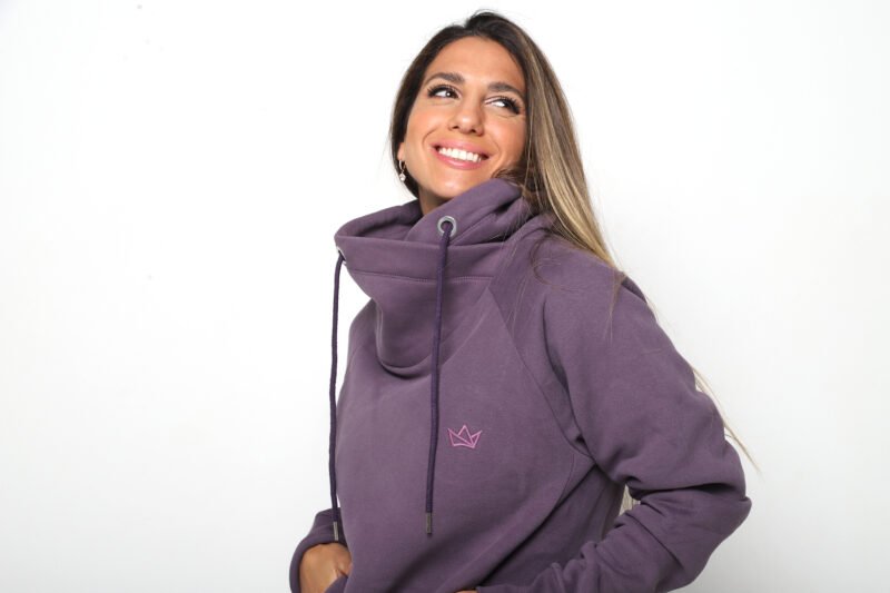 Buzo de frisa con cuello alto - Image 7